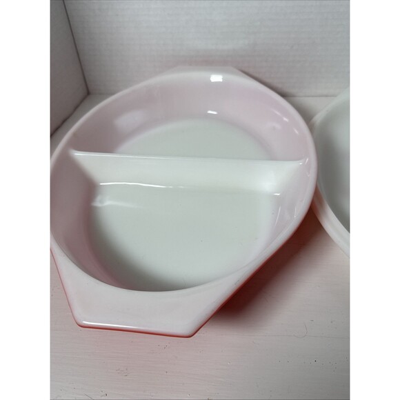 Vintage Pyrex 1 QT Red Friendship Divided Milk Glass Casserole Dish W/Lid Cover - Picture 6 of 12